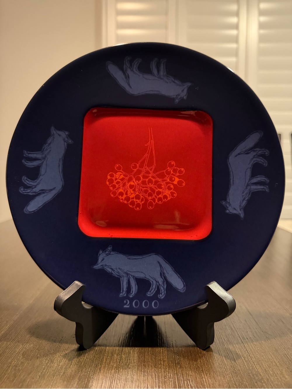 Vintage Arabia Finland Flora & Fauna 2000 Annual Art Plate - Fox Motif